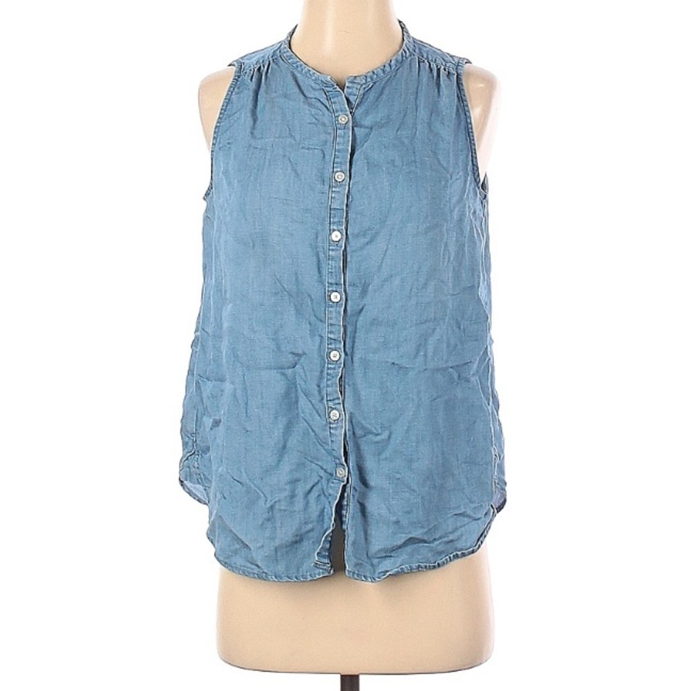 Loft chambray sleeveless button down shirt